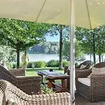 Premium Suite, River & Old Town View,free Parking アパート