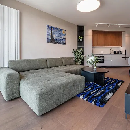 アパート Premium Suite, River & Old Town View,free Parking *