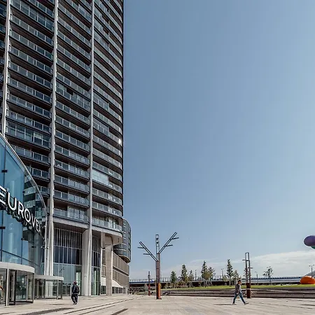 Premium Suite, River & Old Town View,free Parking Apartament *