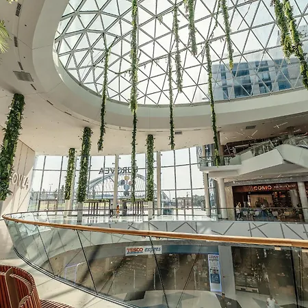 Premium Suite, River & Old Town View,free Parking Apartament Bratysława