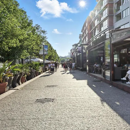 Premium Suite, River & Old Town View,free Parking