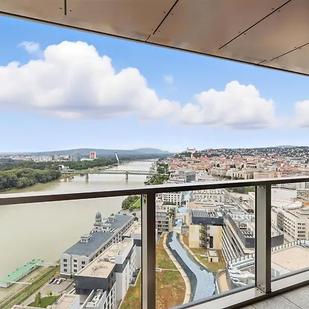 Apartmán Premium Suite, River & Old Town View,free Parking *