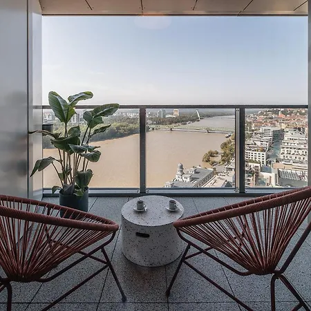 Apartmán Premium Suite, River & Old Town View,free Parking