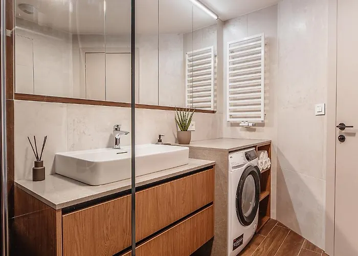 Premium Suite, River & Old Town View,free Parking Apartmán Bratislava