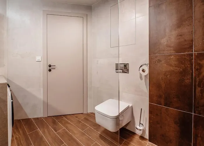 شقة Premium Suite, River & Old Town View,free Parking براتسيلافا