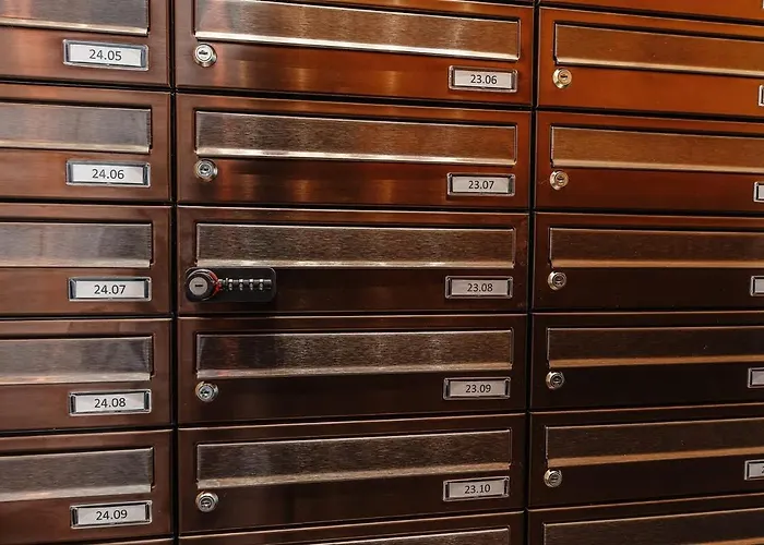 Premium Suite, River & Old Town View,free Parking شقة