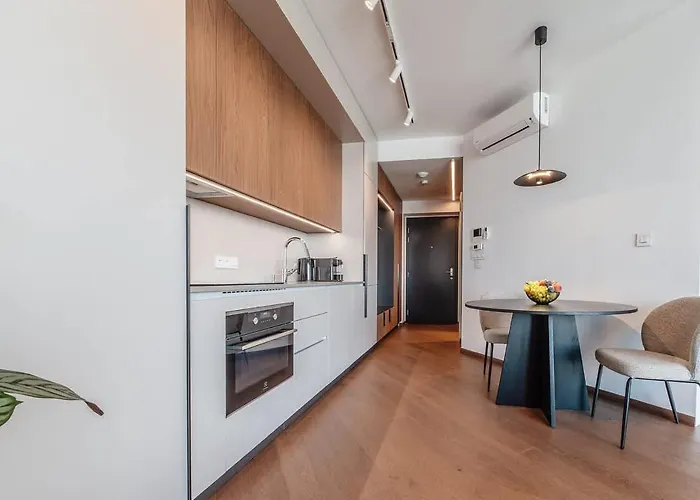 شقة Premium Suite, River & Old Town View,free Parking