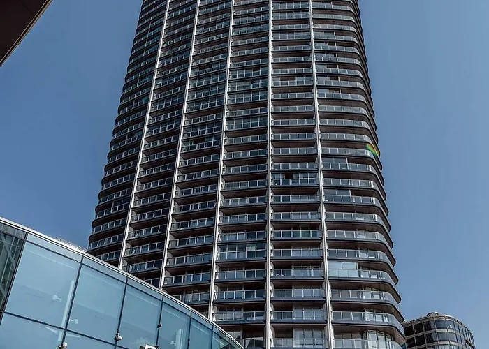 Premium Suite, River & Old Town View,free Parking *