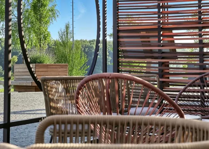 Premium Suite, River & Old Town View,free Parking براتسيلافا